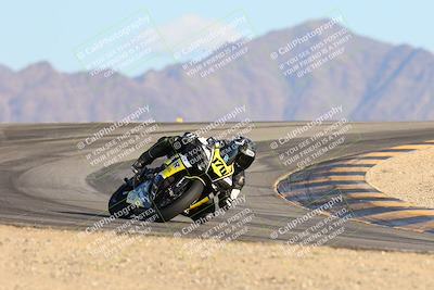 media/Nov-16-2024-CVMA (Sat) [[0e4bb1f32f]]/Race 11-Amateur Supersport Open/